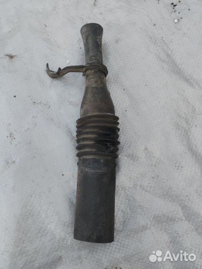 Патрубок воздушного фильтра Fiat Albea седан 1.4