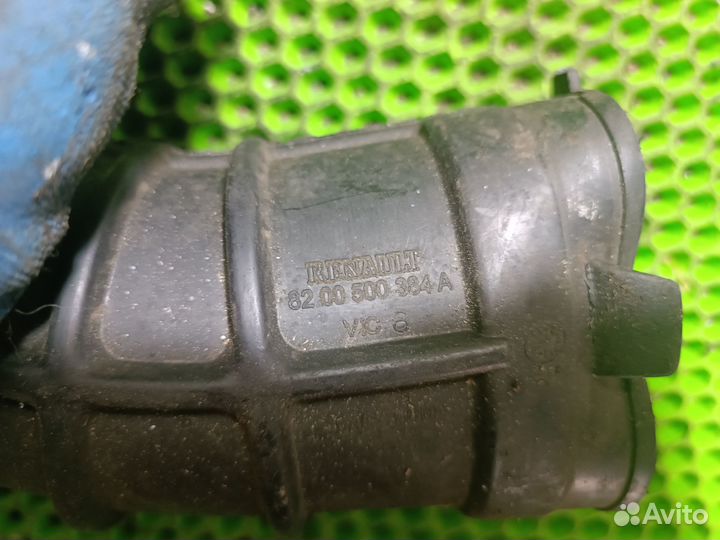 Патрубок воздушный Renault Megane