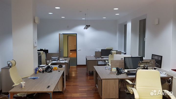 Комплект премиальной мебели для офиса. Переезд