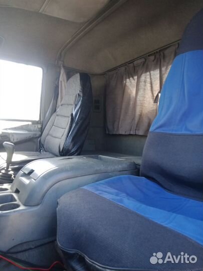 Mitsubishi Fuso Fighter с КМУ, 1995