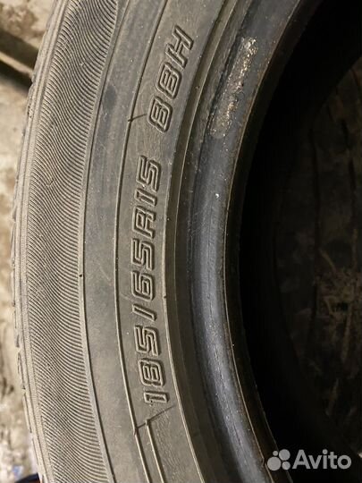 Dunlop Axiom Plus 185/65 R15