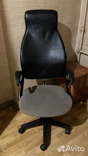 Компьютерное/офисное кресло