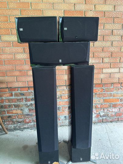 Акустические колонки yamaha