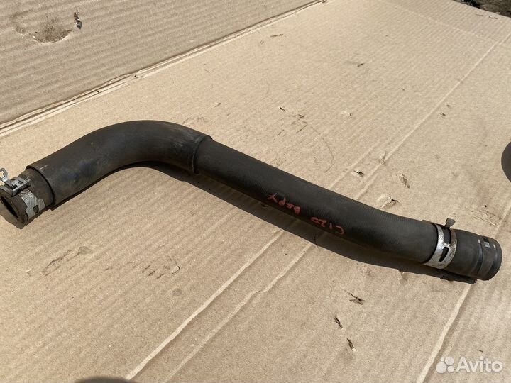 Патрубок радиатора верхний Toyota Corolla 120