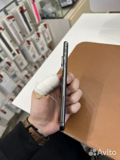 iPhone Xs Max, 64 ГБ