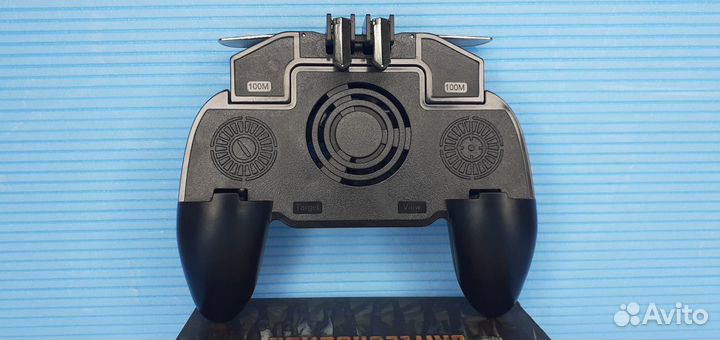 Игровой геймпад с триггерами + Система охлаждения