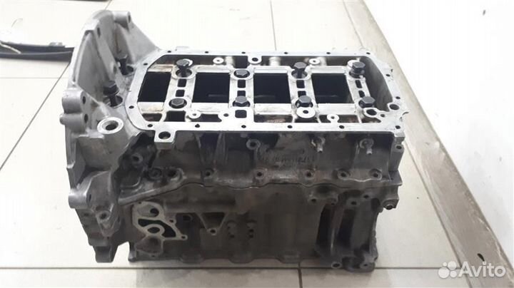 Блок двигателя Peugeot 308