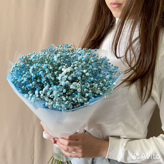 Гипсофила в коробке и в букетах