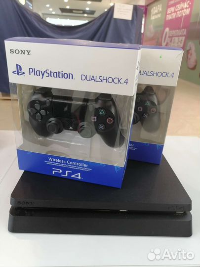 PlayStation 4 slim 500Gb+2 джоя+ 400 игр