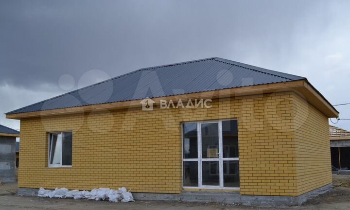 Дом 95 м² на участке 6,5 сот.