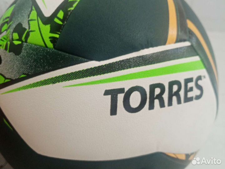 Волейбольный мяч