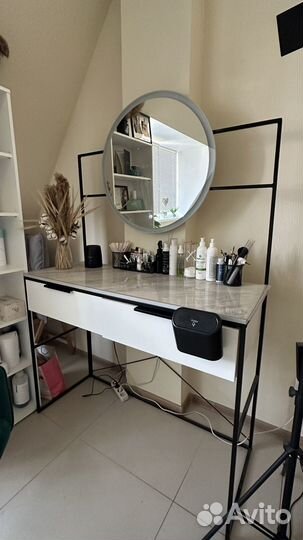 Консольный столик