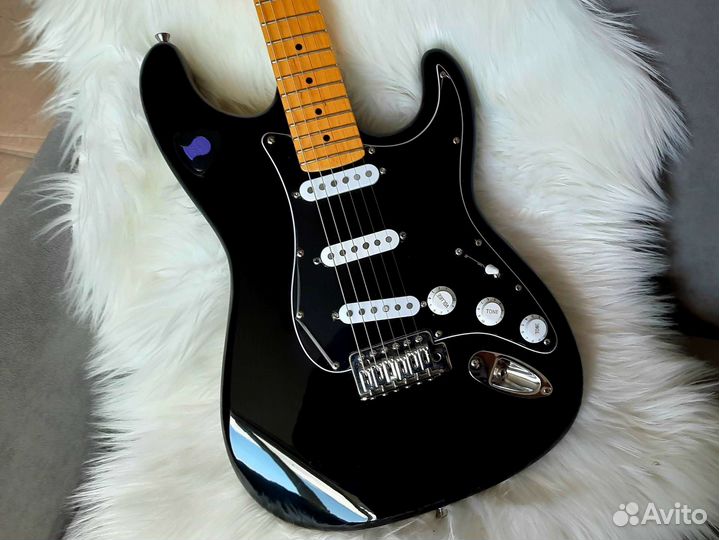 Электрогитара Fender stratocaster