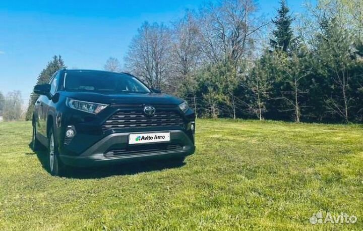 Toyota RAV4 2.5 AT, 2019, битый, 20 200 км