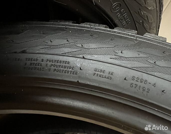 Nokian Tyres Hakkapeliitta 9 SUV 285/40 R22 110T