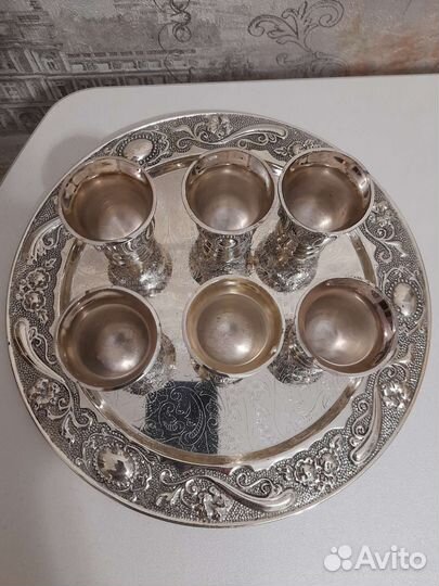 Поднос металлический