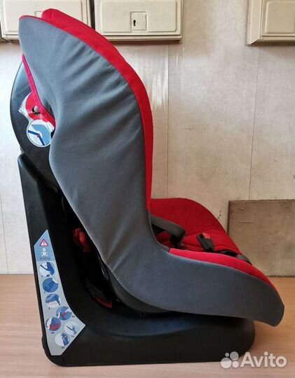 Автокресло Chicco Artsana Universal 9-18 кг