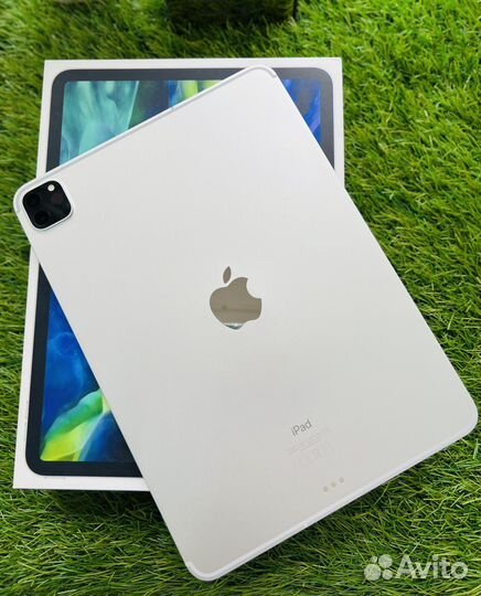 iPad Pro 11 2020г. 256Gb Wi-Fi + Cellular