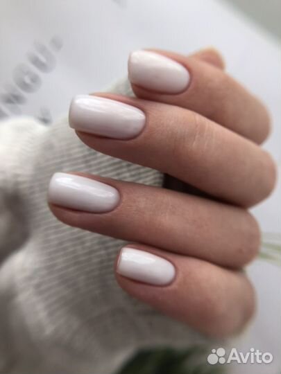 Маникюр и педикюр