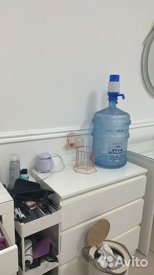 Продам мебель для салона красоты