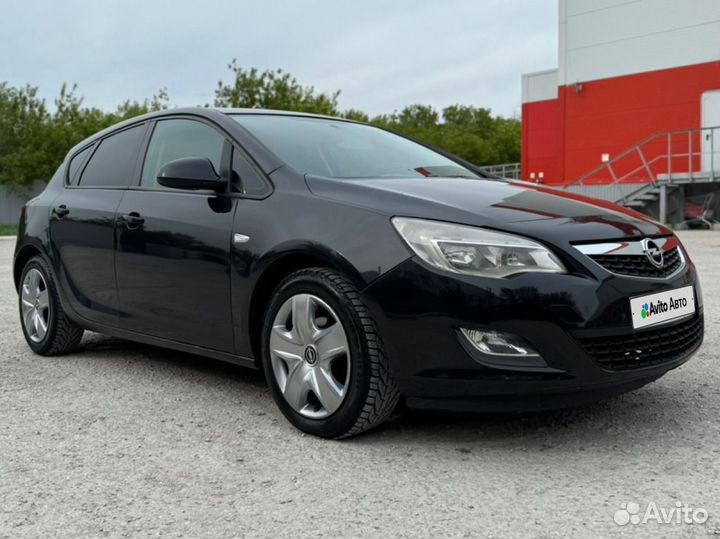 Opel Astra 1.6 AT, 2011, 160 000 км