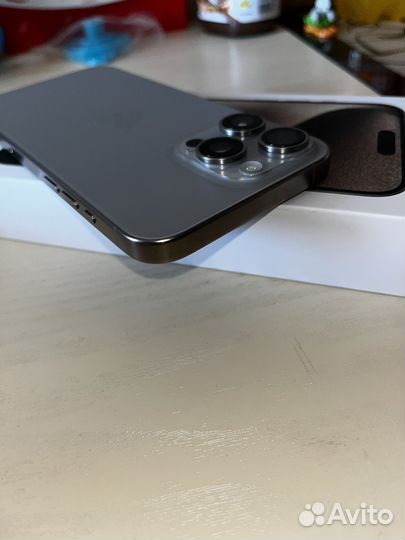iPhone 15 Pro Max, 256 ГБ