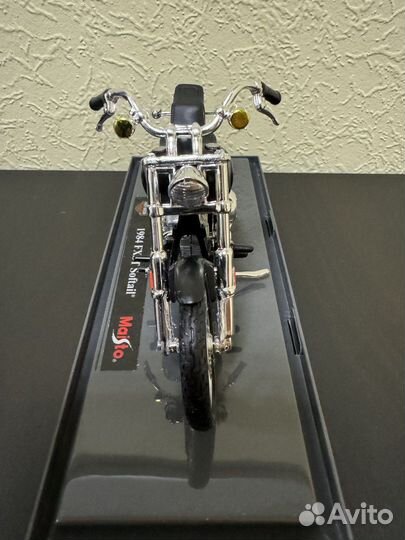 Модель Harley Davidson 1984 fxst Softail 1:18