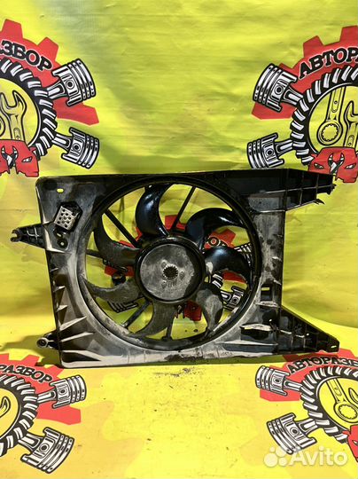 Диффузор с вентилятором в сборе Renault Logan 1