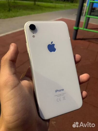 iPhone Xr, 128 ГБ