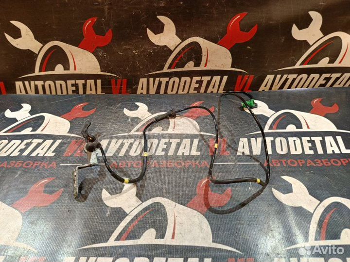 Датчик ABS задний правый Volvo S80 седан 2.0