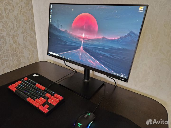 Новый монитор Samsung 27