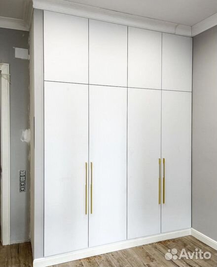 Шкаф распашной новый