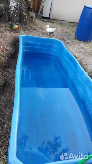 Бассейн из пластика