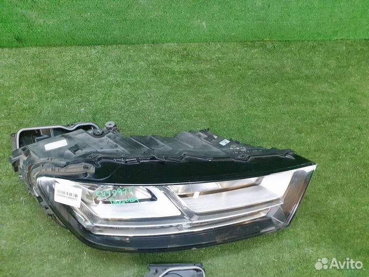 Фара правая Audi Q7/SQ7