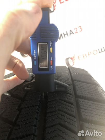 Bridgestone Blizzak VRX 225/60 R17 91Q