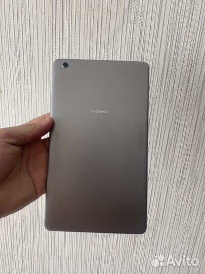 Huawei mediapad M3 lite 8/обмен