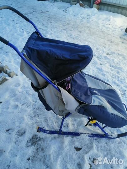 Санки с ручкой