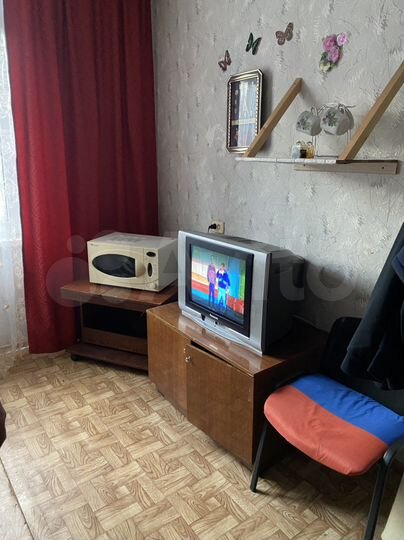 Комната 13 м² в 3-к., 1/10 эт.