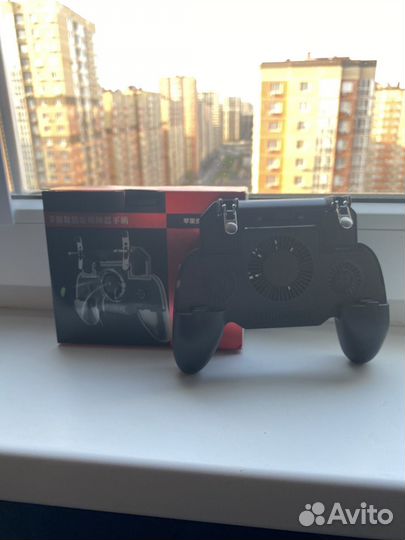 Геймпад SR + напальчники В подарок