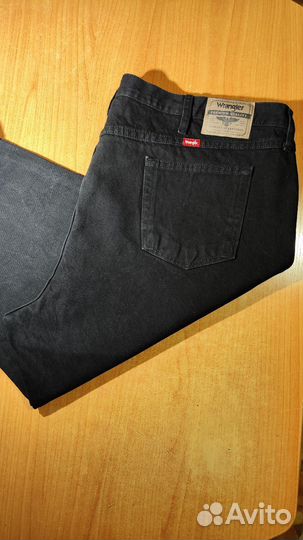 Джинсы Wrangler w48L30, новые. Никарагуа
