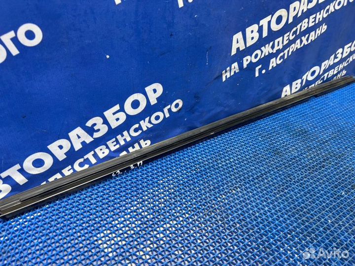 Бархотка двери Mitsubishi Lancer 9 седан 4G15 2003