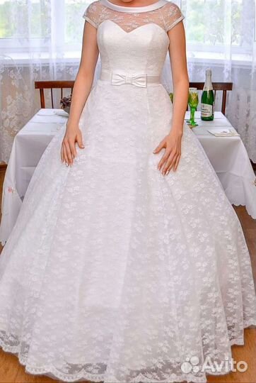 Свадебное платье