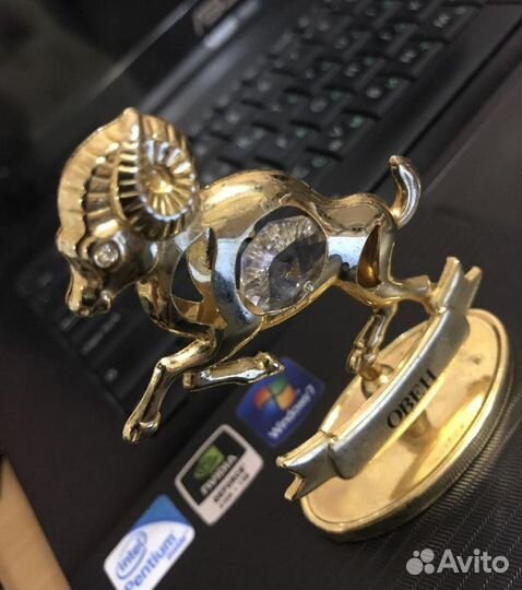 Сувенир знак «Овен» с кристаллом Сваровски