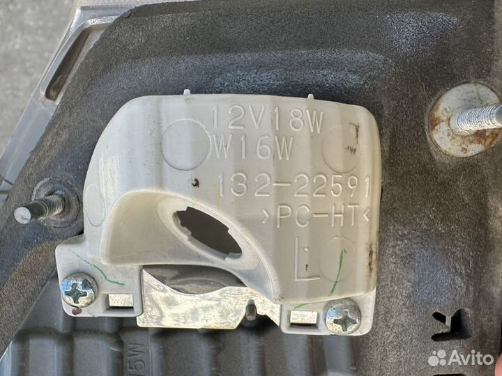 Задний левый стоп сигнал Honda Airwave