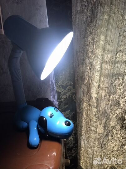 Лампа настольная