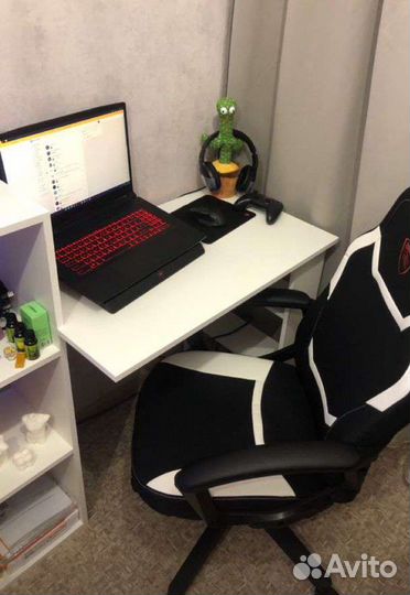 Игровое кресло новое