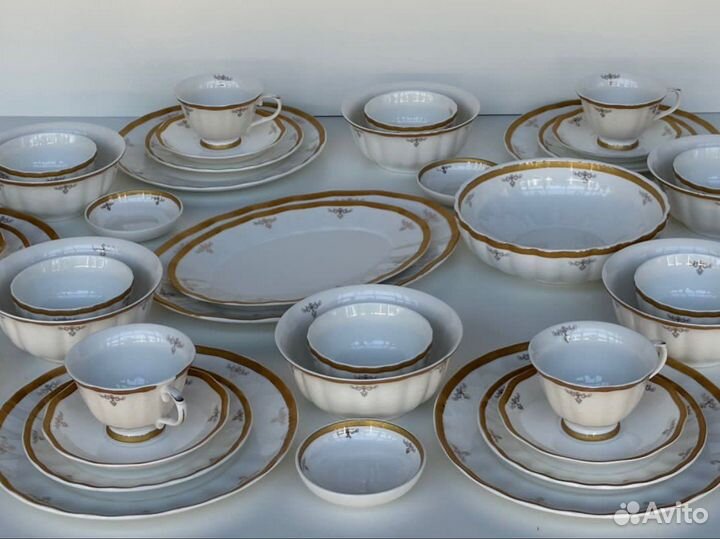 Столовый сервиз 