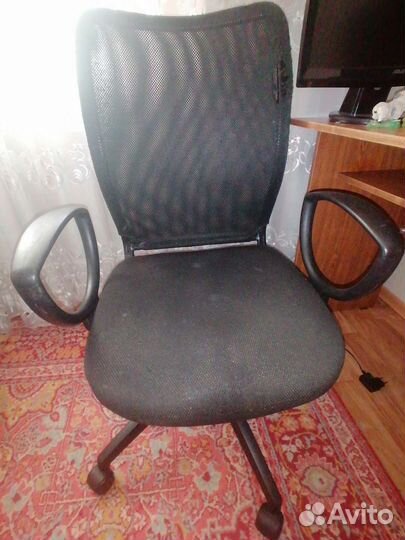 Компьютерное кресло