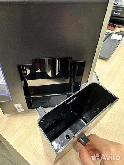 Кофемашина Krups Arabica EA811810