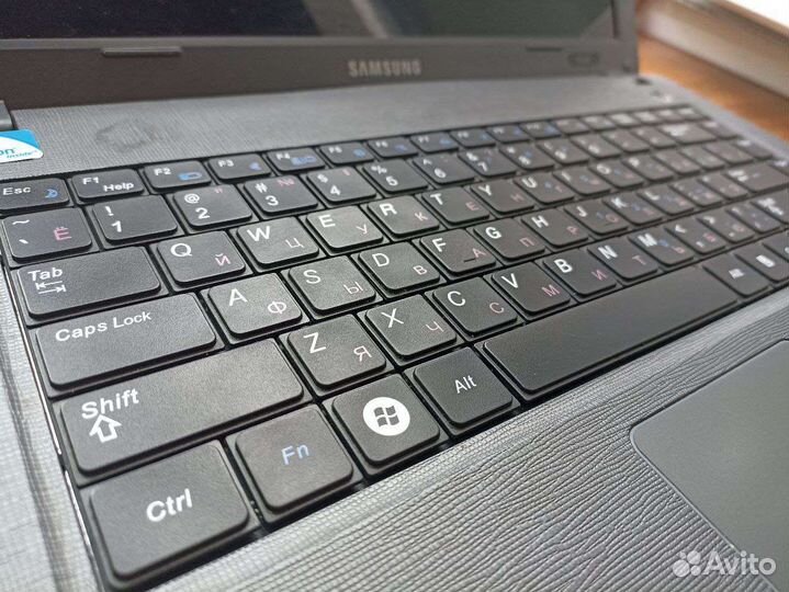 Ноутбук Samsung